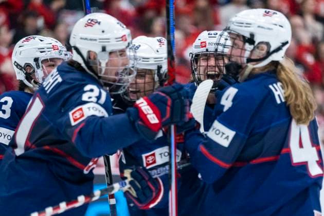 230416 Alex Carpenter of USA celebrates during the 2023 IIHF Women s World Championship final between Canada and USA on April 16, 2023 in Brampton Photo Mathilda Ahlberg BILDBYRAN kod MA MA0464 ishockey ice hockey vm dam 2023 iihf womens world championship dam vm ishockey vm canada usa women bbeng kanada jubel,  Copyright: MATHILDAxAHLBERG BB230416MA234