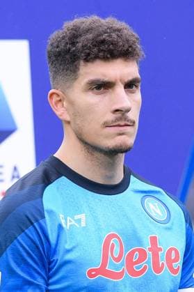 SSC Napoli v Hellas Verona - Serie A Giovanni Di Lorenzo of SSC Napoli looks on during the Serie A match between SSC Napoli and Hellas Verona at Stadio Diego Armando Maradona, Naples, Italy on Aril 15, 2023. Naples Naples Italy  Copyright: xGiuseppexMaffiax originalFilename:maffia-sscnapol230415_nptNe.jpg