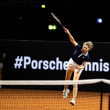 Tamara Korpatsch GER vs Cristina Bucsa ESP in picture Cristina Bucsa ESP serve Porsche Tennis Grand Prix GP Stuttgart 2023, Billie Jean King Cup, Porsche Arena, 17 04 2023 Porsche Tennis Grand Prix GP Stuttgart 2023 Porsche Arena, 17 04 2023 Stuttgart, Germany. Copyright: xEibner-Pressefoto RogerxBuerkex EP_EER