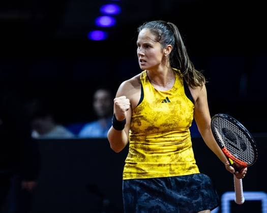 Match Daria Kasatkina RUS vs Paula Badosa ESP in picture Daria Kasatkina RUS With victory fist Porsche Tennis Grand Prix GP Stuttgart 2023, Billie Jean King Cup, Porsche Arena, 18 04 2023 Porsche Tennis Grand Prix GP Stuttgart 2023 Porsche Arena, 18 04 2023 Stuttgart, Germany Copyright: xEibner-Pressefoto RogerxBuerkex EP_EER