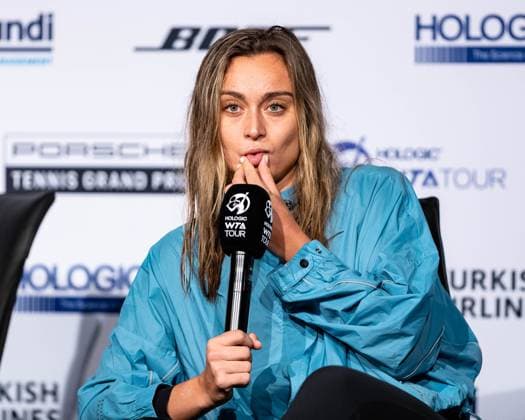 Paula Badosa ESP interview Porsche Tennis Grand Prix GP Stuttgart 2023, Billie Jean King Cup, Porsche Arena, 18 04 2023 Porsche Tennis Grand Prix GP Stuttgart 2023 Porsche Arena, 18 04 2023 Stuttgart, Germany Copyright: xEibner-Pressefoto RogerxBuerkex EP_EER