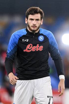 SSC Napoli v AC Milan: Quarterfinal Second Leg - UEFA Champions League Khvicha Kvaratskhelia of SSC Napoli looks on during the UEFA Champions League quarter final second leg match between SSC Napoli and AC Milan at Stadio Diego Armando Maradona, on 18 April, 2023 in Naples, Italy. Naples Naples Italy  Copyright: xGiuseppexMaffiax originalFilename:maffia-sscnapol230418_np7Bz.jpg