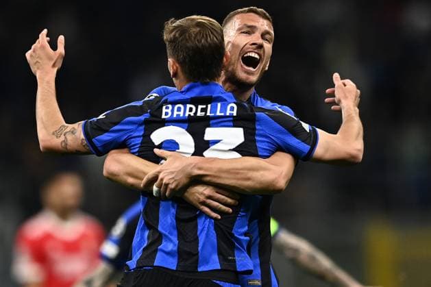 Sport Bilder des Tages Mg Milano 19 04 2023 - Champions League Inter-Benfica foto Matteo Gribaudi Image nella foto: esultanza gol Nicolo™ Barella 