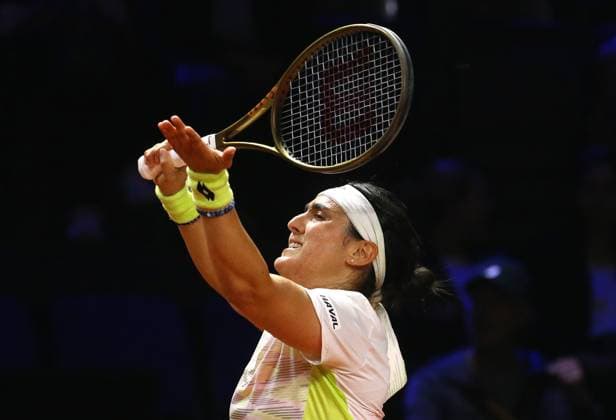 19 04 2023, Germany, Stuttgart, Porsche Tennis Grand Prix 2023, Ons Jabeur TUN angry