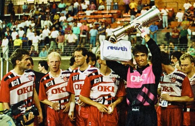 RECORD DATE NOT STATED Aus DFB Supercup Endspiel zwischen 1. FC Kaiserslautern - Werder Bremen 3:1 am 06.08.1991 im Niedersachsenstadion zu Hannover. Im Foto: *** From DFB Supercup final between 1 FC Kaiserslautern Werder Bremen 3 1 on 06 08 1991 in Niedersachsenstadion to Hannover In photo