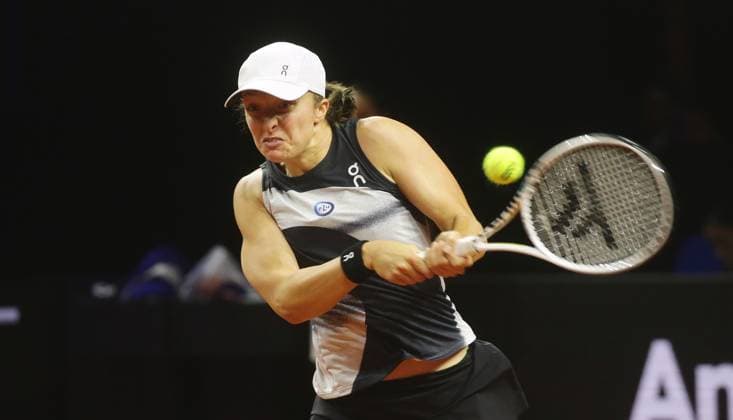Stuttgart , Porsche Tennis Grand Prix , Iga Swiatek POL