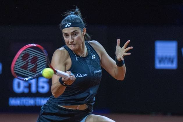 Caroline Garcia FRA Germany, Stuttgart, 20 04 2023, Tennis, Porsche Tennis Grand Prix, 2023, 2 Round, Tatjana Marie GER Caroline Garcia FRA , Porsche Arena Foto A2 Bildagentur Peter Hartenfelser