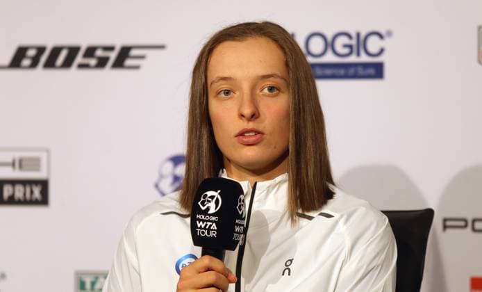 Stuttgart , Porsche Tennis Grand Prix , Iga Swiatek POL