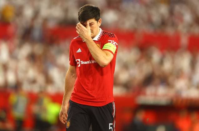 Mandatory Credit: Photo by Kieran McManus Shutterstock (13873490ai) Harry Maguire of Manchester United, ManU shows a look of dejection Sevilla v Manchester United, UEFA Europa League, Quarter-Final, Second Leg, Football, Ramon Sanchez-Pizjuan Stadium, Seville, Spain - 20 Apr 2023 Sevilla v Manchester United, UEFA Europa League, Quarter-Final, Second Leg, Football, Ramon Sanchez-Pizjuan Stadium, Seville, Spain - 20 Apr 2023 Copyright: xKieranxMcManus Shutterstockx 13873490ai