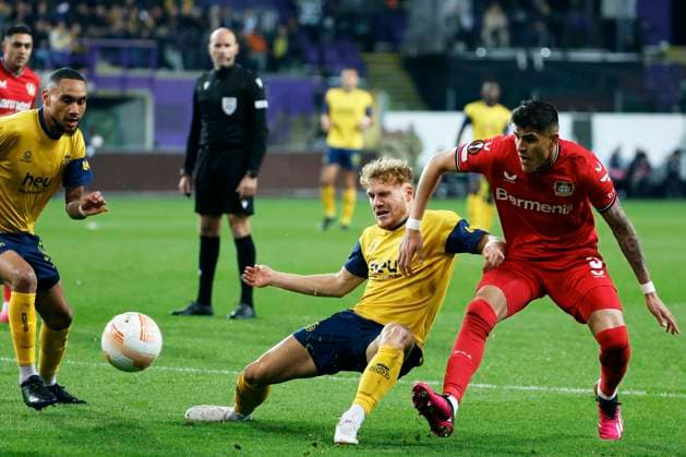 ANDERLECHT, BELGIUM - APRIL 20 : Vertessen Yorbe forward of Union St-Gilloise during the UEFA Europa League Quarter-finals, 2nd leg match between Union SG and Bayer Leverkusen at the Anderlecht stadium on April 20, 2023 in Anderlecht, Belgium, 20 04 2023 ( Union SG v Bayer Leverkusen - UEFA Europa League PhotoNews Panoramic 