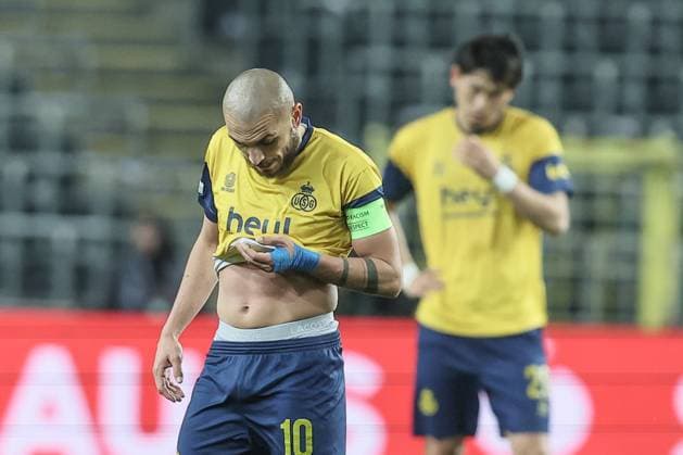 Union s Teddy Teuma looks dejected during a soccer match between Belgian Royale Union Saint-Gilloise and German Bayer 04 Leverkusen, Thursday 20 April 2023 in Anderlecht, Brussels, the return leg of the quarterfinals of the UEFA Europa League competition. The first leg ended in a 1-1 draw. BRUNOxFAHY  x65501672x