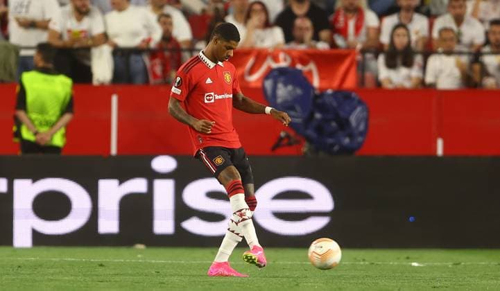Mandatory Credit: Photo by Kieran McManus Shutterstock (13873490av) Marcus Rashford of Manchester United, ManU warms up at half time as he prepares to come on Sevilla v Manchester United, UEFA Europa League, Quarter-Final, Second Leg, Football, Ramon Sanchez-Pizjuan Stadium, Seville, Spain - 20 Apr 2023 Sevilla v Manchester United, UEFA Europa League, Quarter-Final, Second Leg, Football, Ramon Sanchez-Pizjuan Stadium, Seville, Spain - 20 Apr 2023 Copyright: xKieranxMcManus Shutterstockx 13873490av