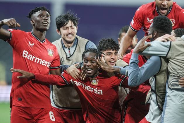 Sport Bilder des Tages Leverkusen s Jeremie Frimpong celebrates after scoring during a soccer match between Belgian Royale Union Saint-Gilloise and German Bayer 04 Leverkusen, Thursday 20 April 2023 in Anderlecht, Brussels, the return leg of the quarterfinals of the UEFA Europa League competition. The first leg ended in a 1-1 draw. BRUNOxFAHY  x65504715x