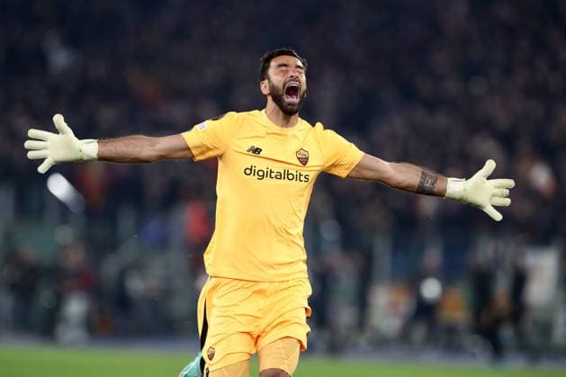 Rome, Italy 20.04.2023: Rui Pedro Patricio of Roma celebrate Dybala score for 2-1 during the Uefa Europa League 2023 football match, quarter finals, AS Roma vs Feyenoord at Olympic stadium in Rome, Italy.  Copyright: xmarcoxiacobuccix xipa-agency.netx xmarcoxiacobuccix 0 IPA_IPA37435941
