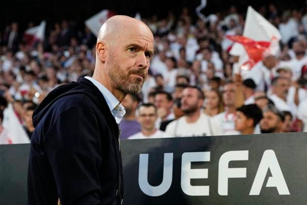 Sevilla FC v Manchester United, ManU Quarterfinal Second Leg - UEFA Europa League Erik ten Hag head coach of Manchester United during the UEFA Europa League quarterfinal second leg match between Sevilla FC and Manchester United at Estadio Ramon Sanchez Pizjuan on April 20, 2023 in Seville, Spain. Seville Madrid Spain  Copyright: xJosexBretonx originalFilename:breton-sevillaf230420_npGfO.jpg