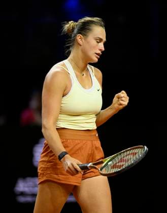Aryna Sabalenka BLR Jubel Freude Emotion Tennis Damen Porsche Cup Porsche Tennis Grand Prix GP Stuttgart 2023 Viertelfinale Porsche Arena 21 04 2022 DFL REGULATIONS PROHIBIT ANY USE OF PHOTOGRAPHS AS IMAGE SEQUENCES AND OR QUASI VIDEO Porsche Tennis Grand Prix GP Stuttgart 2023