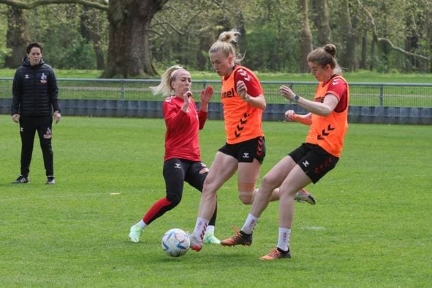 Football, Women, 1. FC Köln, Training