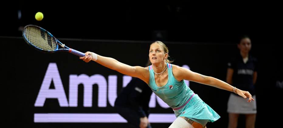 Karolina Pliskova CZE Action Tennis Women Porsche Cup Porsche Tennis Grand Prix GP Stuttgart 2023 Quarterfinals Porsche Arena 21 04 2022 DFL REGULATIONS PROHIBIT ANY USE OF PHOTOGRAPHS AS IMAGE SEQUENCES AND OR QUASI VIDEO Porsche Tennis Grand Prix GP Stuttgart 2023