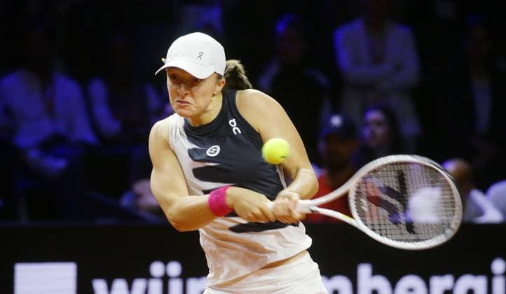 Stuttgart , Porsche Tennis Grand Prix , Iga Swiatek POL
