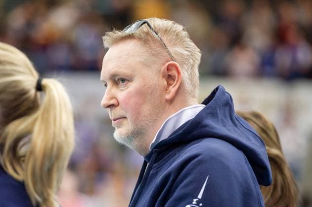 Tore Aleksandersen Allianz MTV Stuttgart, Coach Allianz MTV Stuttgart Dresdner SC, Playoff Semifinal Game 1, Sports, Volleyball, Women, 1 Bundesliga, VBL, 22 04 2023, Stuttgart SCHARRena , DEU Allianz MTV Stuttgart Dresdner SC, Playoff Semifinal Game 1, Sports, Volleyball, Women, 1 Bundesliga, VBL, 22 04 2023, Stuttgart SCHARRena , DEU Stuttgart Copyright: xEibner-Pressefoto SandyxDinkelacx EP_SDR