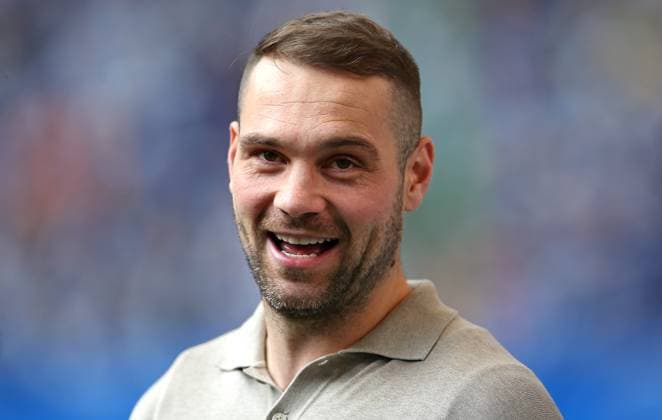 21 04 2023, Football 2 Bundesliga 2022 2023, 29 Matchday, Hamburger SV FC St Pauli , im Volksparkstadion Hamburg Pierre Michel Lasogga DFL and DFB regulations prohibit any use of photographs as image sequences and or quasi video