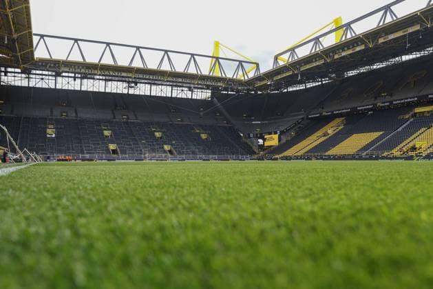 1 BL Borussia Dortmund Eintracht Frankfurt on 22 04 2023 at Signal Iduna Park in Dortmund Signal Iduna Park feature, symbol, symbol photo, characteristic, detail MH