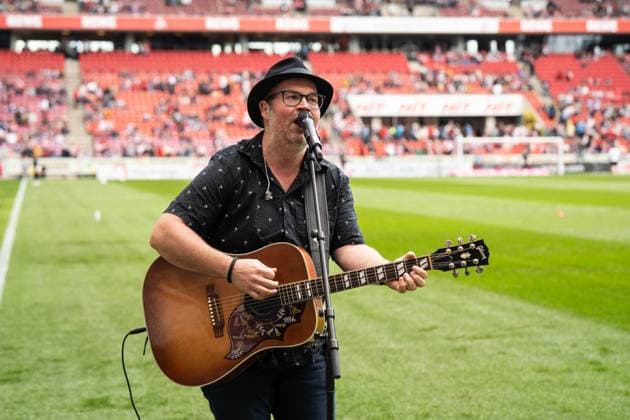GER, 1 FFBL, 1 FC Koeln vs Eintracht Frankfurt 23 04 2023, RheinEnergieSTADION, Koeln, GER, 1 FFBL, 1 FC Koeln vs Eintracht Frankfurt in picture picture shows Björn Heuser sings before the game nordphotoxGmbHx xChristianxSchulze nph000300