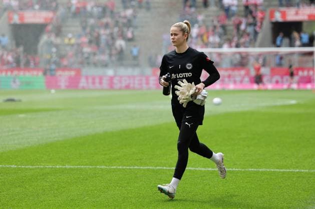 Flyeralarm Womens Bundesliga 2022 2023 1 FC Köln SG Eintracht Frankfurt Stina Johannes FRA, 1 at Warmup Cologne RheinEnergieStadion North Rhine Westphalia Germany