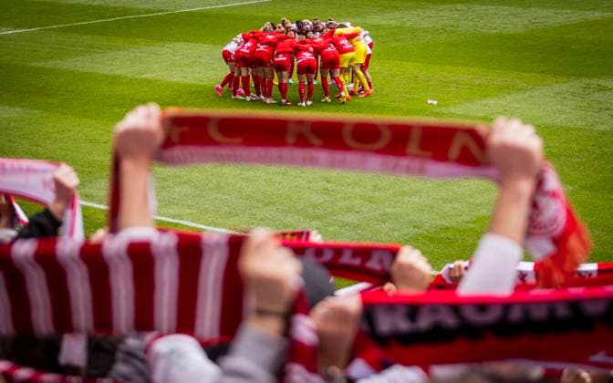 Cologne, Germany 23rd Apr, 2023 team circle of FC women women Bundesliga 1 FC Köln Eintracht Frankfurt 23 04 2023