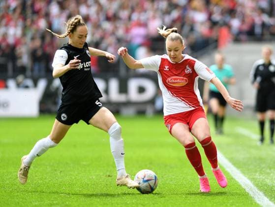 23 04 2023, Cologne, Germany, Rhein Energie Stadium, 1 FC Koeln vs Eintracht Frankfurt Frauen Bundesliga, Sophia Kleinherne Eintracht Frankfurt and Weronika Zawistowska 1 FC Koeln in duel Foto Ralf Treese, Ralf Treese DFB DFL REGULATIONS PROHIBIT ANY USE OF PHOTOGRAPHS AS IMAGE SEQUENCES AND OR QUASI VIDEO Cologne Rhein Energie Stadium North Rhine Westphalia Germany  521_KOESGE20230423_009 Treese-521