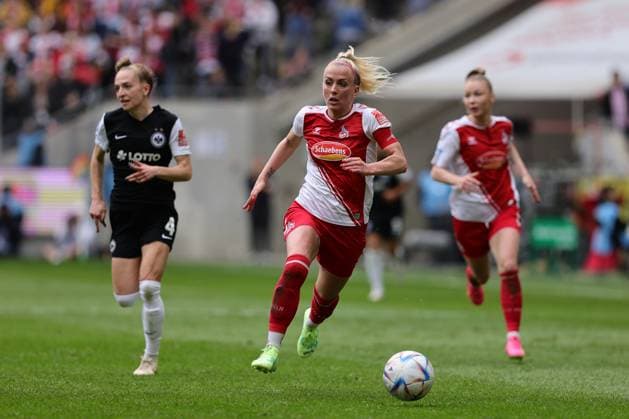 Flyeralarm Frauen Bundesliga 2022 2023 1 FC Köln SG Eintracht Frankfurt Mandy Islacker FC, 8 Cologne RheinEnergieStadion North Rhine Westphalia Germany