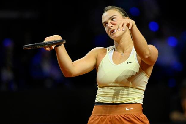 Aryna Sabalenka BLR disappointed gesture gesture tennis ladies Porsche Cup Porsche Tennis Grand Prix GP Stuttgart 2023 final Porsche Arena 23 04 2022 DFL REGULATES PROHIBIT ANY USE OF PHOTOGRAPHS AS IMAGE SEQUENCES AND OR QUASI VIDEO Porsche Tennis Grand Prix GP Stuttgart 2023