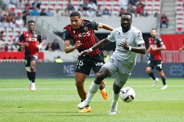 Grejohn Kyei (Clermont) - Jean Clair Todibo (OGC Nice) FOOTBALL : OGC Nice vs Clermont Foot - Ligue 1 Uber Eats - Nice - 23 04 2023 NorbertScanella Panoramic 