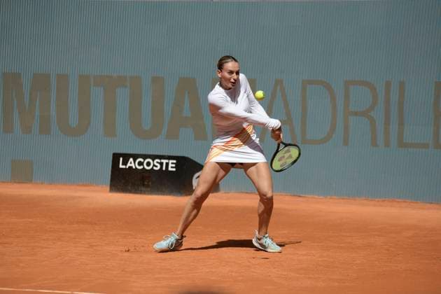 RECORD DATE NOT STATED Mutua Madrid Open - Day Two Ana Bogdan of Romania in action against Anna Bondar of Hungary during qualifying at the Mutua Madrid Open 2023 tennis tournament on April 25, 2023 at Caja Magica stadium in Madrid, Spain. madrid Spain  Copyright: xJuanxCarlosxLucasx originalFilename:lucas-notitle230425_np0XZ.jpg