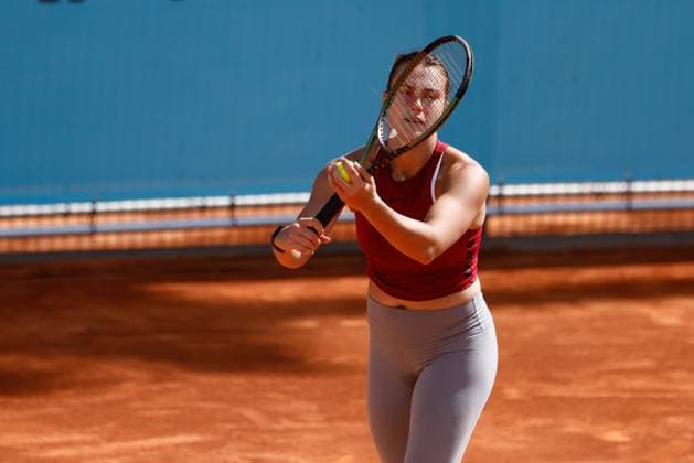 April 25, 2023, MADRID, MADRID, SPAIN: Aryna Sabalenka of Belarus practices during the Mutua Madrid Open 2023 celebrated at Caja Magica on March 25, 2023 in Madrid, Spain. MADRID SPAIN - ZUMAa181 20230425_zaa_a181_036 Copyright: xOscarxJ.xBarrosox