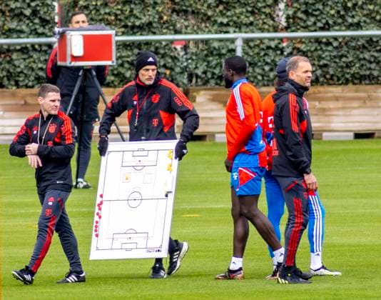 Coach Thomas Tuchel with co Anthony Barry L training of FC Bayern at Säbener Strasse in Munich date 26 04 2023