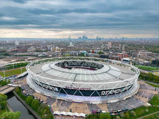 Football - FA Premier League - West Ham United FC v Liverpool FC LONDON, ENGLAND - Wednesday, April 26, 2023: A general view of the London Stadium ahead of the FA Premier League match between West Ham United FC and Liverpool FC. LONDON The London Stadium GREATER LONDON ENGLAND  Copyright: xDavidxRawcliffex P2023-04-26-West_Ham_Liverpool-2