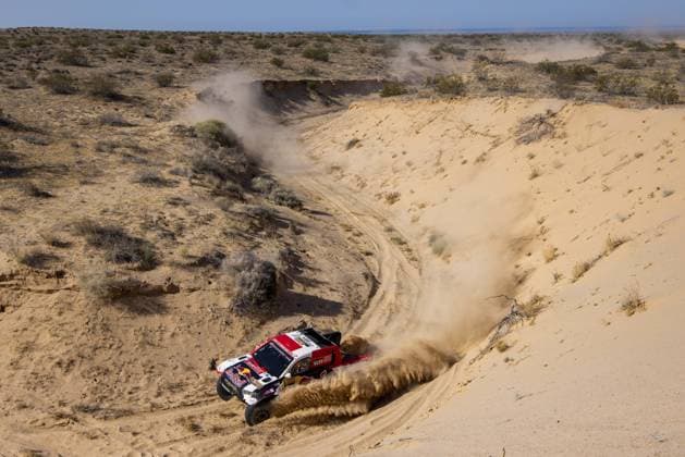 201 AL ATTIYAH Nasser (qat), BAUMEL Mathieu (fra), Toyota Gazoo Racing, Toyota GR DKR Hilux, FIA W2RC, action during the Stage 3 of the Sonora Rally 2023, 3rd round of the 2023 World Rally-Raid Championship, around Penasco on April 26th, 2023 in Penasco, Mexico - AUTO - W2RC - SONORA RALLY 2023 DPPI Panoramic  05323003__DE_6104