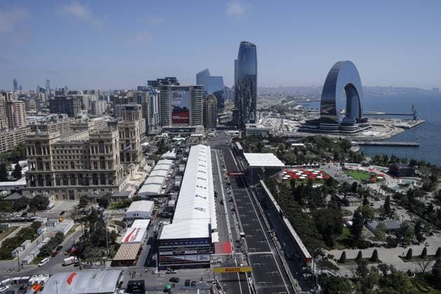 Baku circuit starting grid, grille de depart, during the Formula 1 Azerbaijan Grand Prix 2023, 4th round of the 2023 Formula One World Championship, WM, Weltmeisterschaft from April 28 to 30, 2023 on the Baku City Circuit, in Baku, Azerbaijan - F1 - AZERBAIJAN GRAND PRIX 2023 DPPI Panoramic  00122008__R5_8786