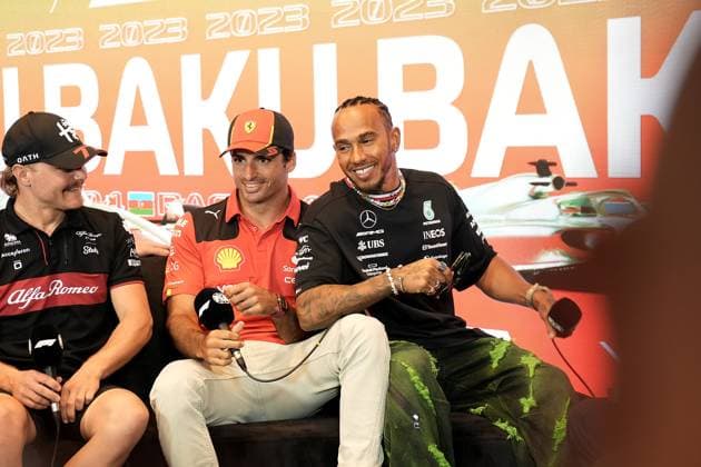 FORMULA 1 AZERBAIJAN GRAND PRIX 2023 27 04 2023, Baku City Circuit , Baku, FORMULA 1 AZERBAIJAN GRAND PRIX 2023 ,in picture Valtteri Bottas FIN , Alfa Romeo F1 Team Stake, Carlos Sainz Jr ESP , Scuderia Ferrari, Lewis Hamilton GBR , Mercedes AMG Petronas Formula One Team nordphotoxGmbHx xBratic nph00250