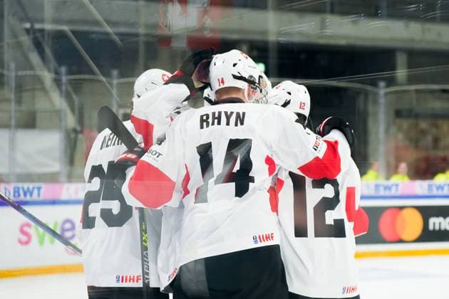 27 04 2023, Basel, St Jakob Arena, IIHF Ice Hockey U18 World Championship Canada vs Switzerland, 20 Matteo Wagner Switzerland celebrates with teammates after scoring his team s second goal Basel St Jakob Arena Basel Switzerland  Copyright: xJustPictures.ch DanielaxPorcellix