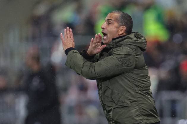 Sky Bet Championship Rotherham United v Cardiff City Sabri Lamouchi manager of Cardiff City reacts during the Sky Bet Championship match Rotherham United vs Cardiff City at New York Stadium, Rotherham, United Kingdom, 27th April 2023 (Photo by Mark Cosgrove News Images) Rotherham New York Stadium South Yorkshire United Kingdom Copyright: xMarkxCosgrove NewsxImagesx