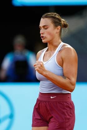 April 27, 2023, MADRID, MADRID, SPAIN: Aryna Sabalenka of Belarus celebrates the victory against Sorana Cirstea of Romania during the Mutua Madrid Open 2023 celebrated at Caja Magica on Abril 27, 2023 in Madrid, Spain. MADRID SPAIN - ZUMAa181 20230427_zaa_a181_284 Copyright: xOscarxJ.xBarrosox