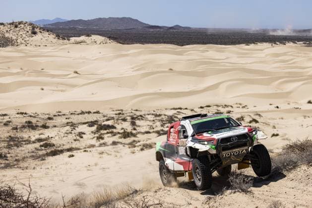 202 AL RAJHI Yazeed (sau), GOTTSCHALK Timo (ger), Overdrive Racing, Toyota Hillux Overdrive, FIA W2RC, action during the Stage 4 of the Sonora Rally 2023, 3rd round of the 2023 World Rally-Raid Championship, around Penasco on April 27th, 2023 in Penasco, Mexico - AUTO - W2RC - SONORA RALLY 2023 DPPI Panoramic  05323003__DE_6585