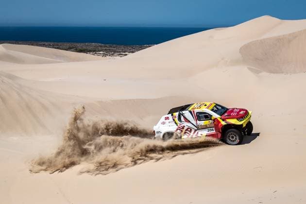 206 ZHANG Guoyu (chn), MENA Oriol (spa), BAIC ORV, BAIC ORV BJ40, FIA W2RC, action during the Stage 4 of the Sonora Rally 2023, 3rd round of the 2023 World Rally-Raid Championship, around Penasco on April 27th, 2023 in Penasco, Mexico - AUTO - W2RC - SONORA RALLY 2023 DPPI Panoramic  CrisBarni_st4_sr23_64919-3964