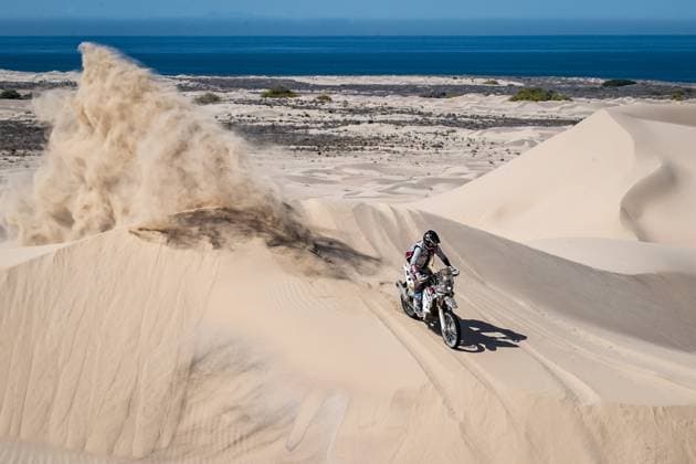 17 DUMONTIER Romain (fra), HT Rally Raid Husqvarna Racing, Husqvarna 450 Rally, FIM W2RC, action during the Stage 4 of the Sonora Rally 2023, 3rd round of the 2023 World Rally-Raid Championship, around Penasco on April 27th, 2023 in Penasco, Mexico - AUTO - W2RC - SONORA RALLY 2023 DPPI Panoramic  CrisBarni_st4_sr23_64919-1399