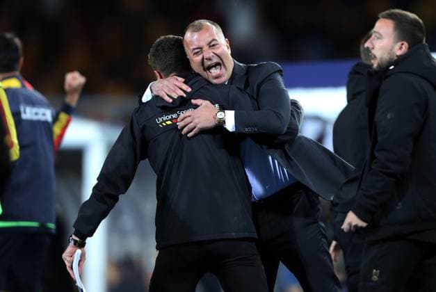 Sport Themen der Woche KW17 Sport Bilder des Tages April 28, 2023, Lecce, Italia: US Lecce s president Saverio Sticchi Damiani jubilates after US Lecce s victory after the Italian Serie A soccer match US Lecce - Udinese Calcio at the Via del Mare stadium in Lecce, Italy, 28 April 2023. ANSA ABBONDANZA SCURO LEZZI Soccer: Serie A; Lecce-Udinese  - ZUMAa110 20230428_zaf_a110_050 Copyright: xAbbondanzaxScuroxLezzix