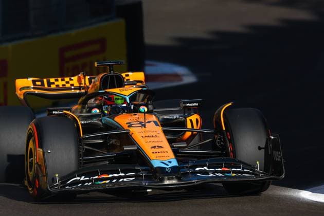 81 PIASTRI Oscar (aus), McLaren F1 Team MCL60, action during the Formula 1 Azerbaijan Grand Prix 2023, 4th round of the 2023 Formula One World Championship, WM, Weltmeisterschaft from April 28 to 30, 2023 on the Baku City Circuit, in Baku, Azerbaijan - F1 - AZERBAIJAN GRAND PRIX 2023 DPPI Panoramic  F12023GP04AZE_JK003536