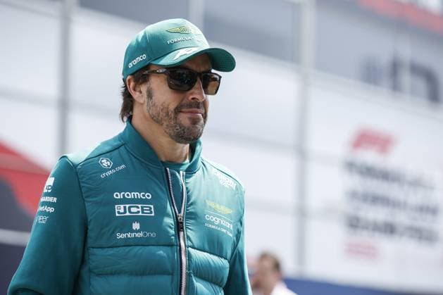 ALONSO Fernando (spa), Aston Martin F1 Team AMR23, portrait during the Formula 1 Azerbaijan Grand Prix 2023, 4th round of the 2023 Formula One World Championship, WM, Weltmeisterschaft from April 28 to 30, 2023 on the Baku City Circuit, in Baku, Azerbaijan - F1 - AZERBAIJAN GRAND PRIX 2023 DPPI Panoramic  00122008__R3_5788