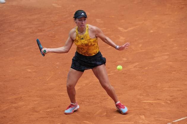 Mutua Madrid Open - Day Five Jessica Pegula of the United States in action against Magdalena Frech of Poland during the second round on Day Five of the Mutua Madrid Open at La Caja Magica on April 28, 2023 in Madrid, Spain madrid Spain  Copyright: xOscarxGonzalezx originalFilename:gonzalez-notitle230428_nphSN.jpg